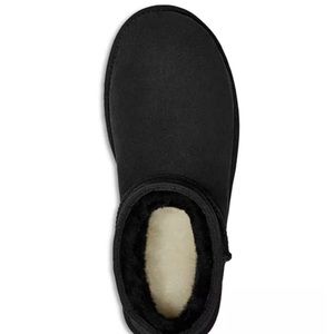 Ugg Classic Ultra Mini Black size 8